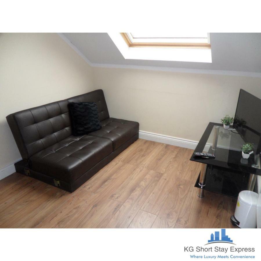 Kg Short Express Luxury Apartment Leicester