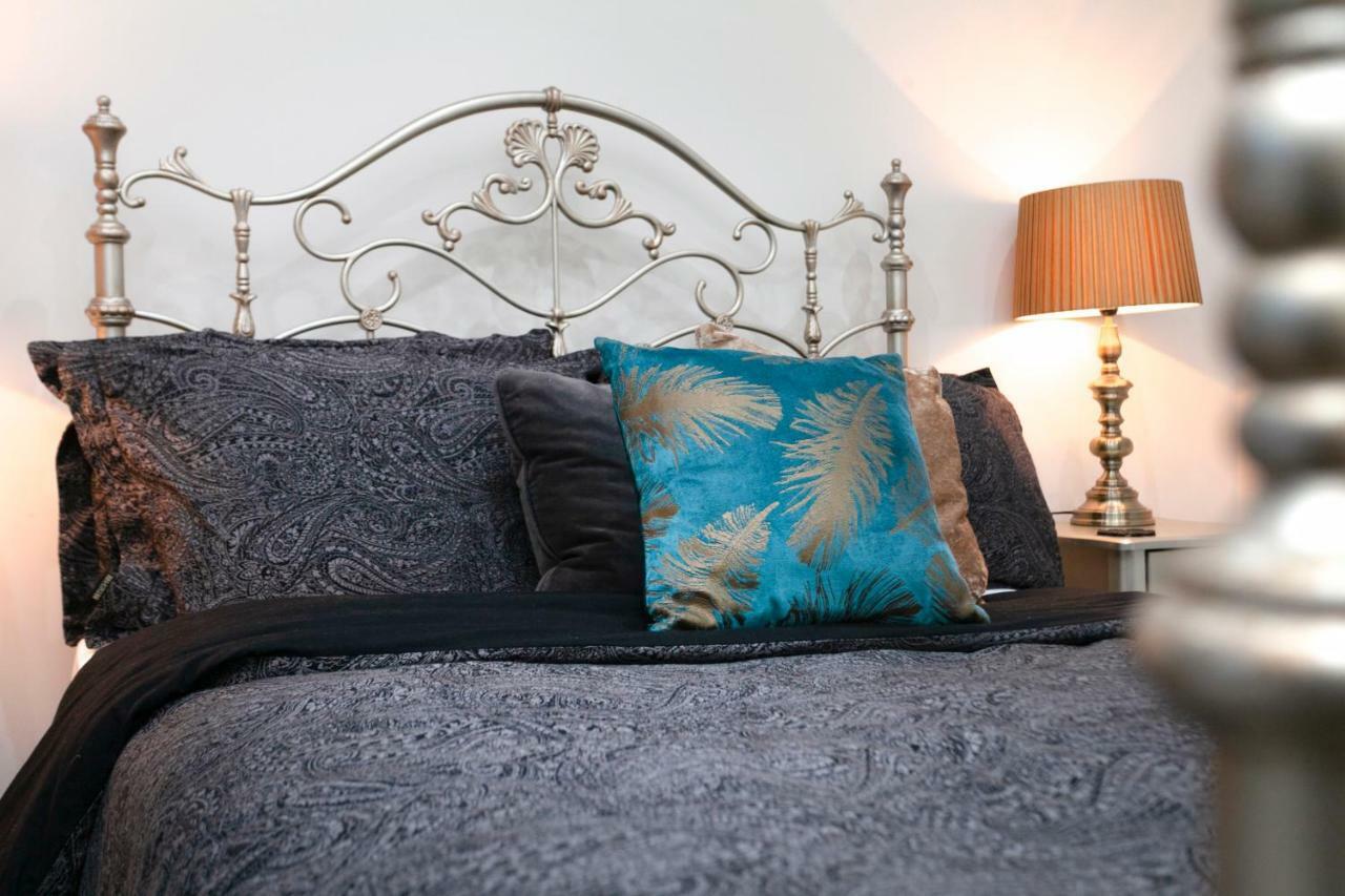 Holiday home Hidden Gem Luxury House In *