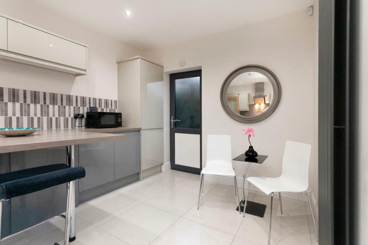 Hidden Gem Luxury House In Holiday home Leicester