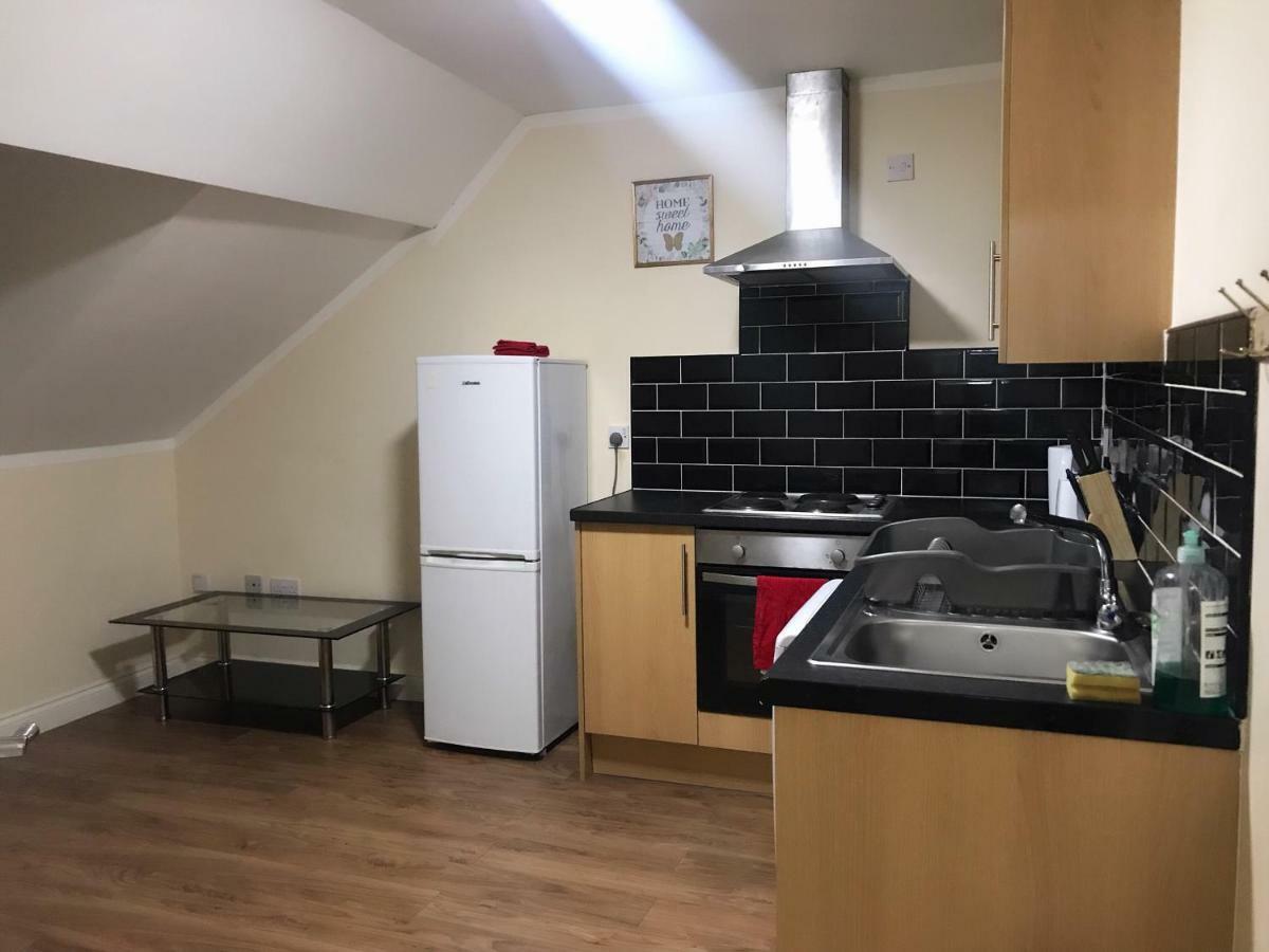 Apartment Modern Centre 2 Bed Le1 5jn *