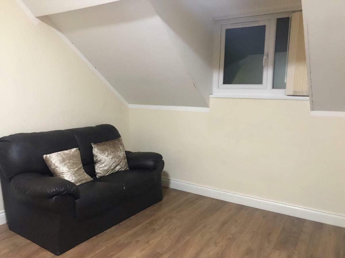 Modern Centre 2 Bed Le1 5jn Leicester