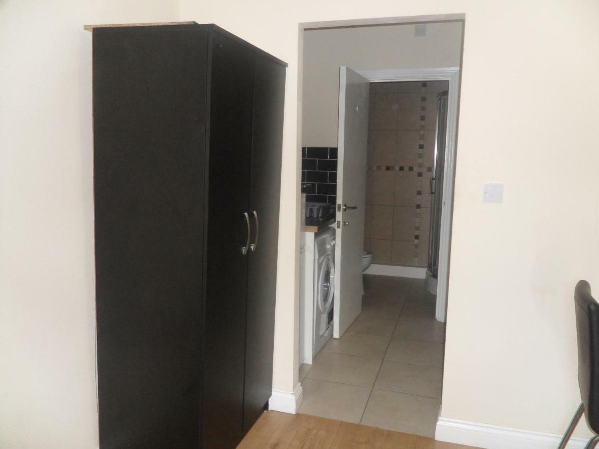3 Chancery Place Apartment