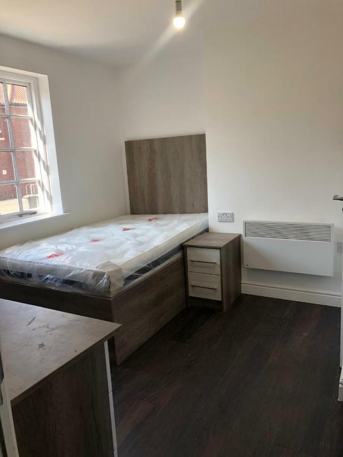 Apartment Safe Move - 23 Lancaster House *