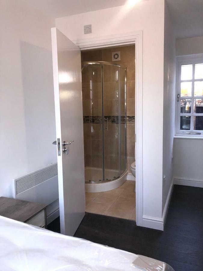 Safe Move - 23 Lancaster House Apartment *