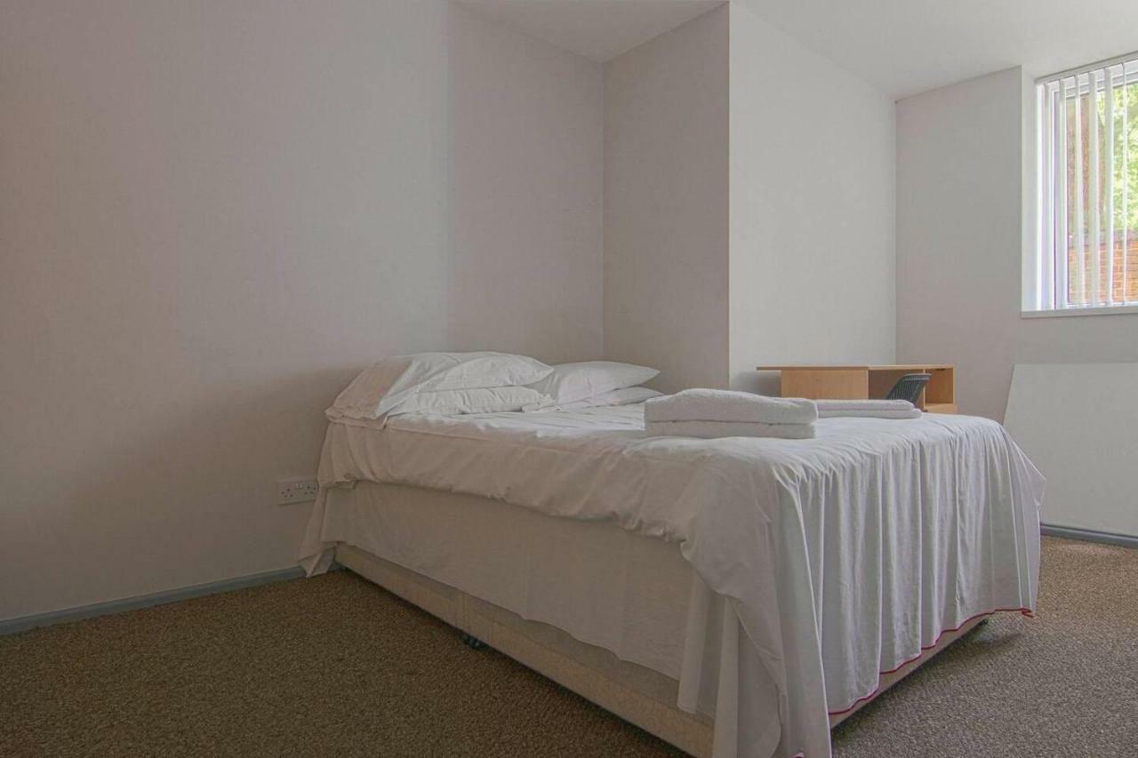 Modern 1 Bedroom Located In * Leicester
