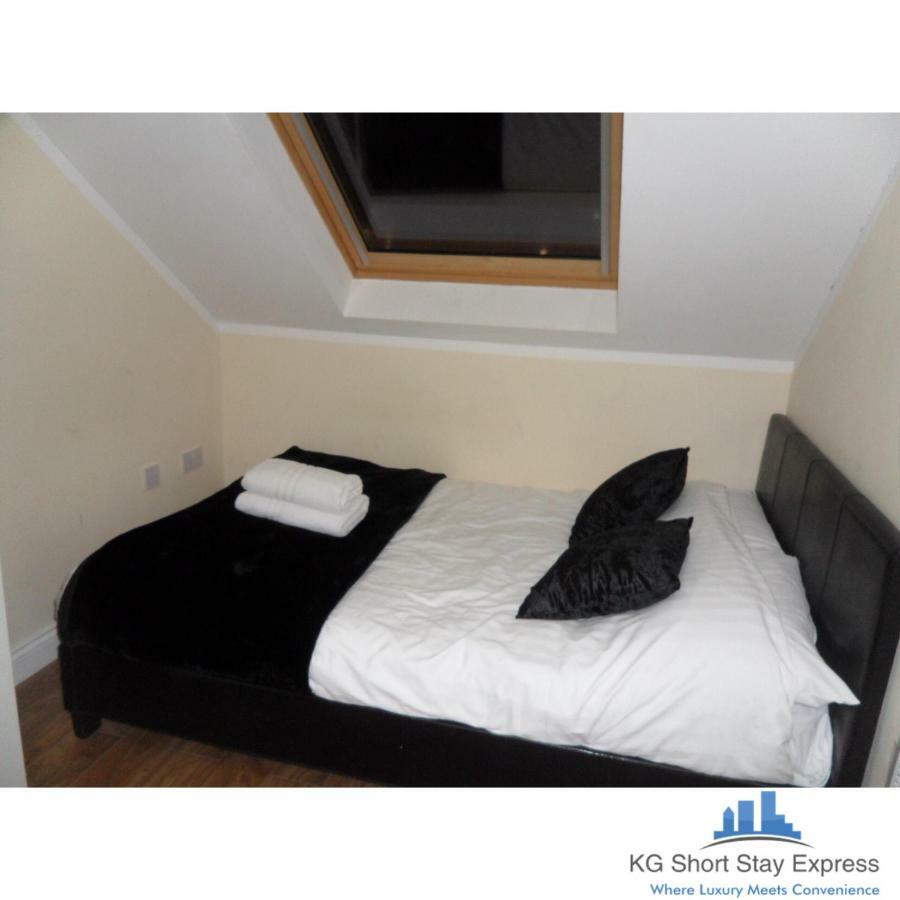 Kg Short Express Luxury Leicester