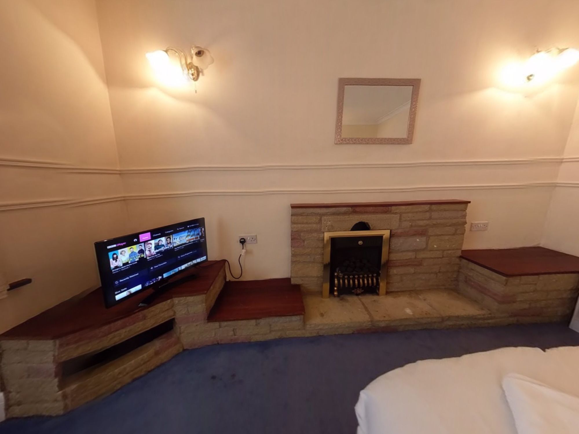 Apartment West Leicester