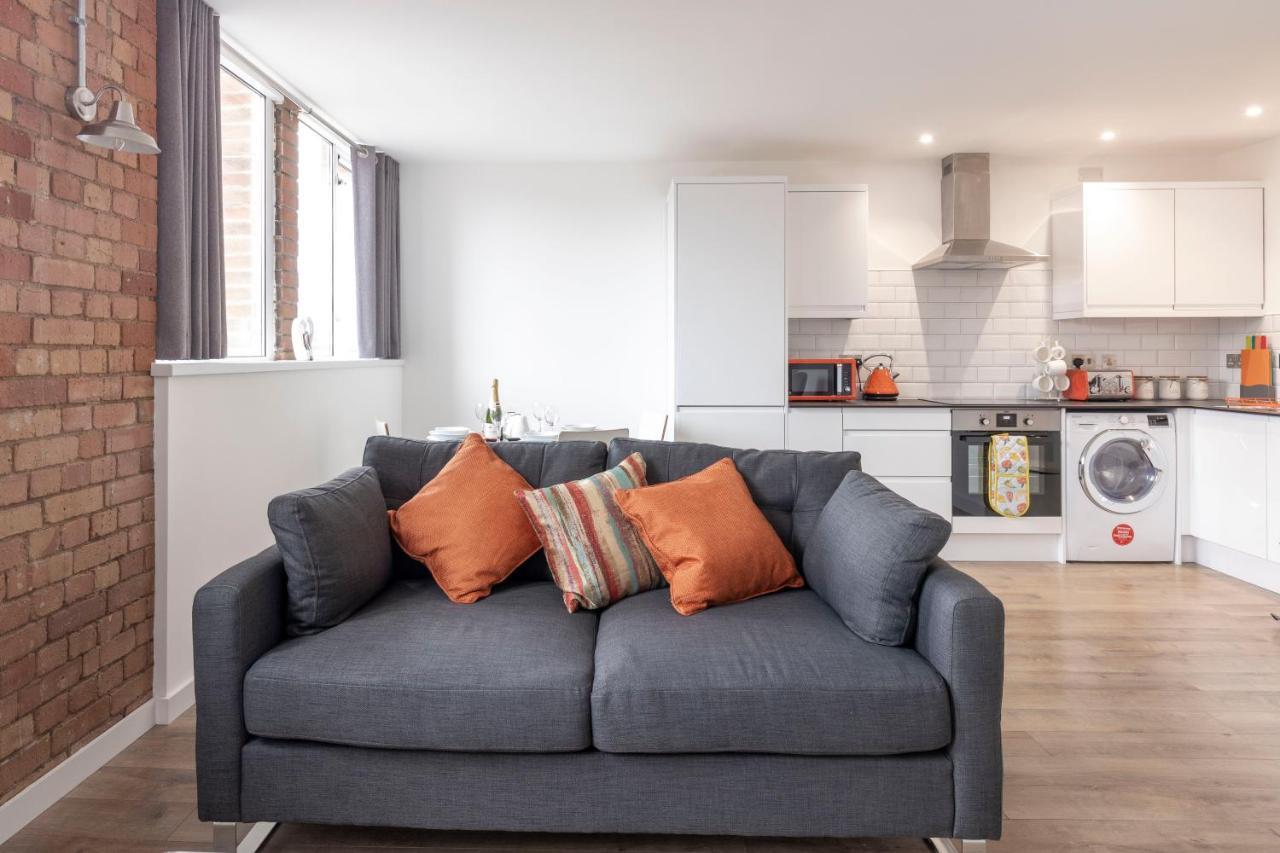 Luxury - Queen Street Apartment