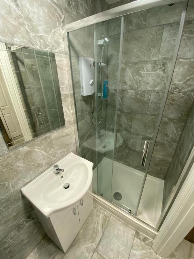 Luxury Lancaster Place *
