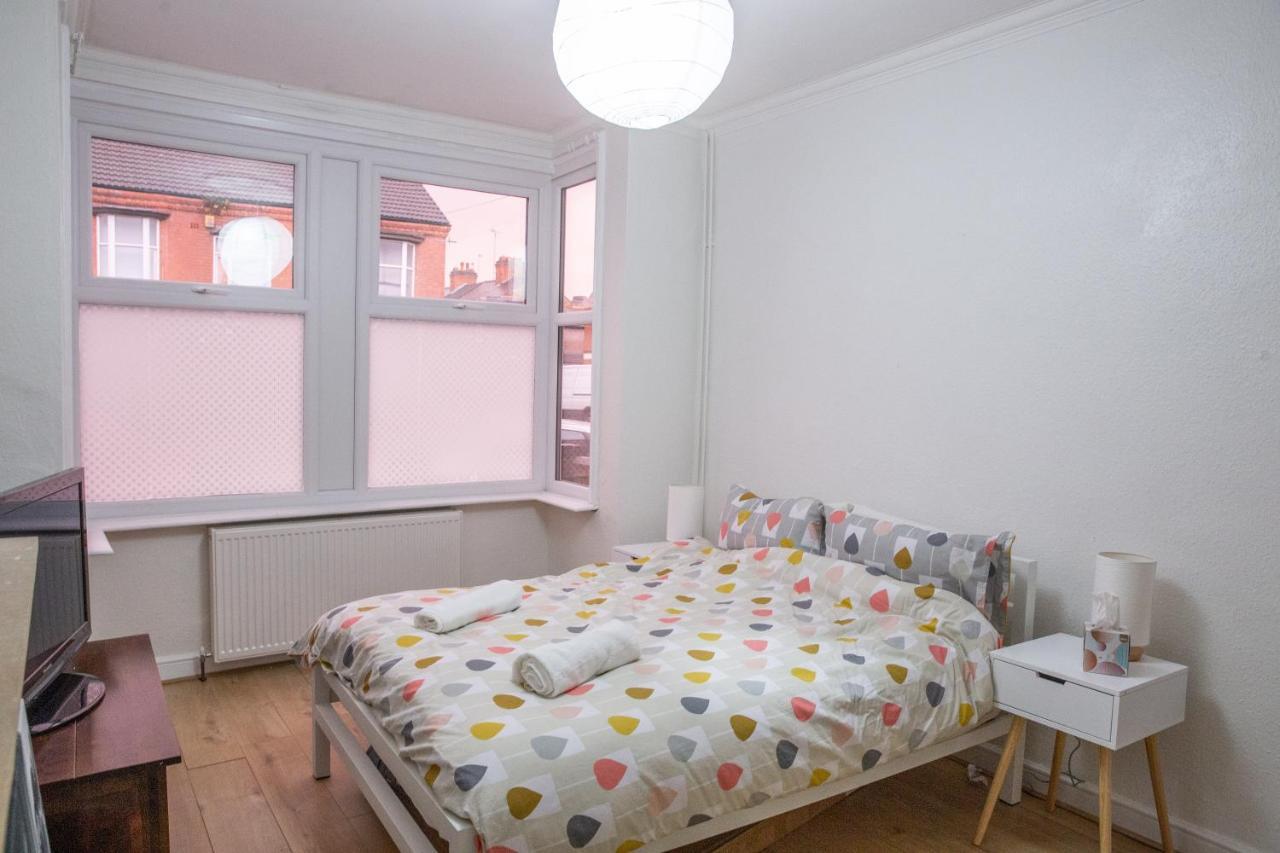 Holiday home I'm Your Host - Upperton Road