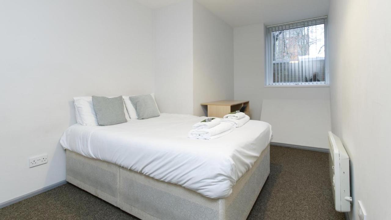 Modern 1 Bedroom Located In Apartment