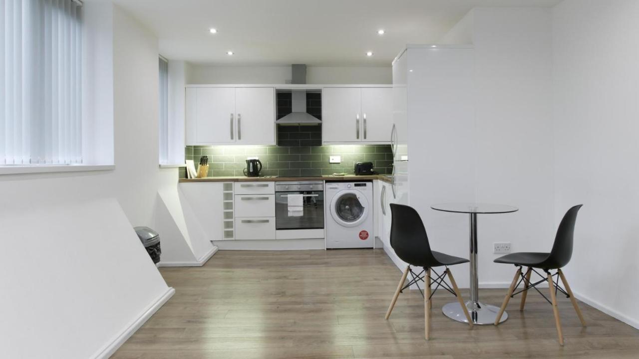 Apartment Modern 1 Bedroom Located In