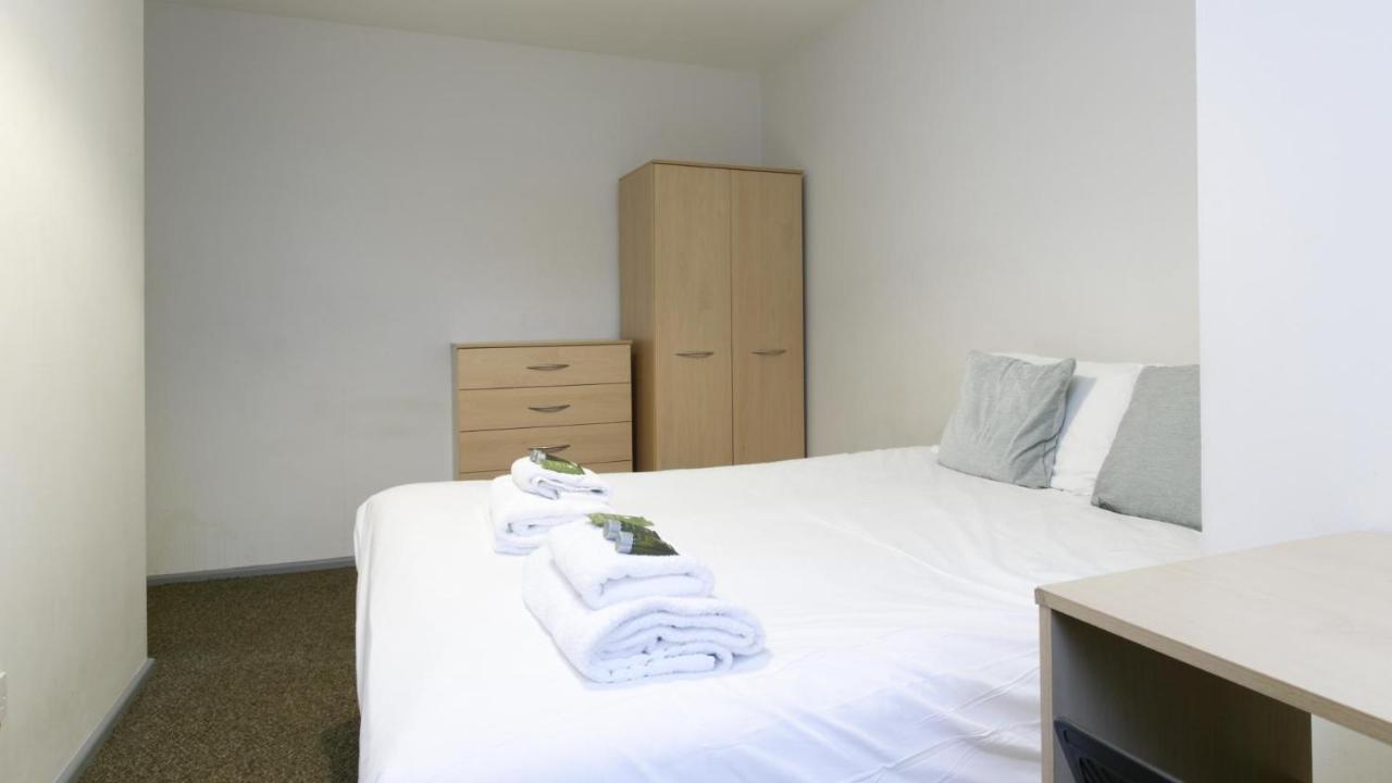 Apartment Modern 1 Bedroom Located In