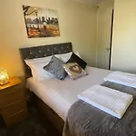The Regency Entire 1 Bedroom Flat Accomodation