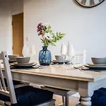 Cultural Quarter Apartment