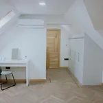 New Fully Furnished 5 Bedroom, 4 Bathroom Detached Houses