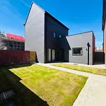 Leicester City 4 Bed Home