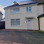 Golden Plush Suites - Beautiful Luxury 3 Bed House In Leicester