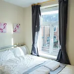 I\'M Your Host - Leicester City Guest House