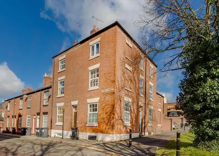 2 Bedroom Duplex Apartment
