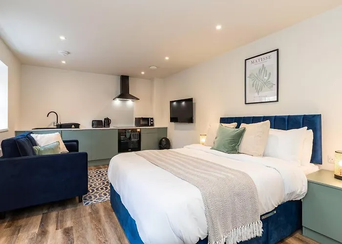 Haven - Comfortable Studio Apartment 8