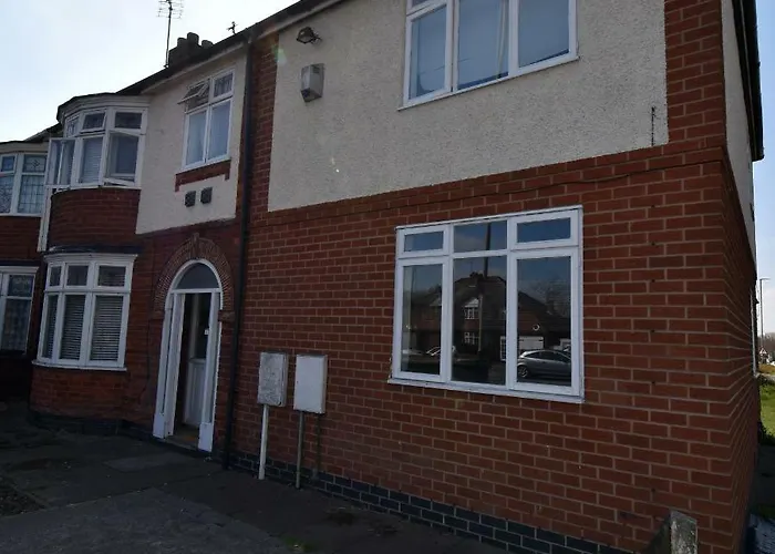 Racecourse House
