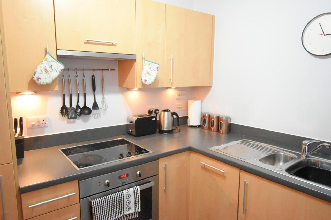 The Bootlace Apartment *