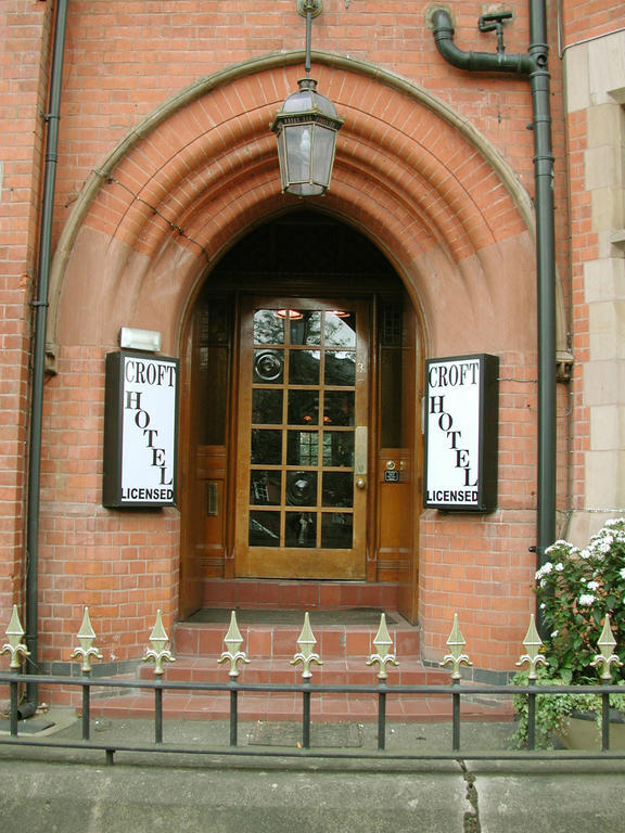 Croft 2* Leicester