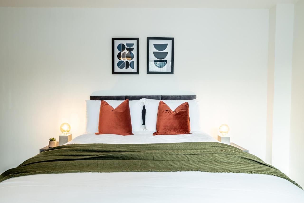 Modern Luxe 1 & 2 Bed Apts Near Granby Plaza By Sojo Apartamento