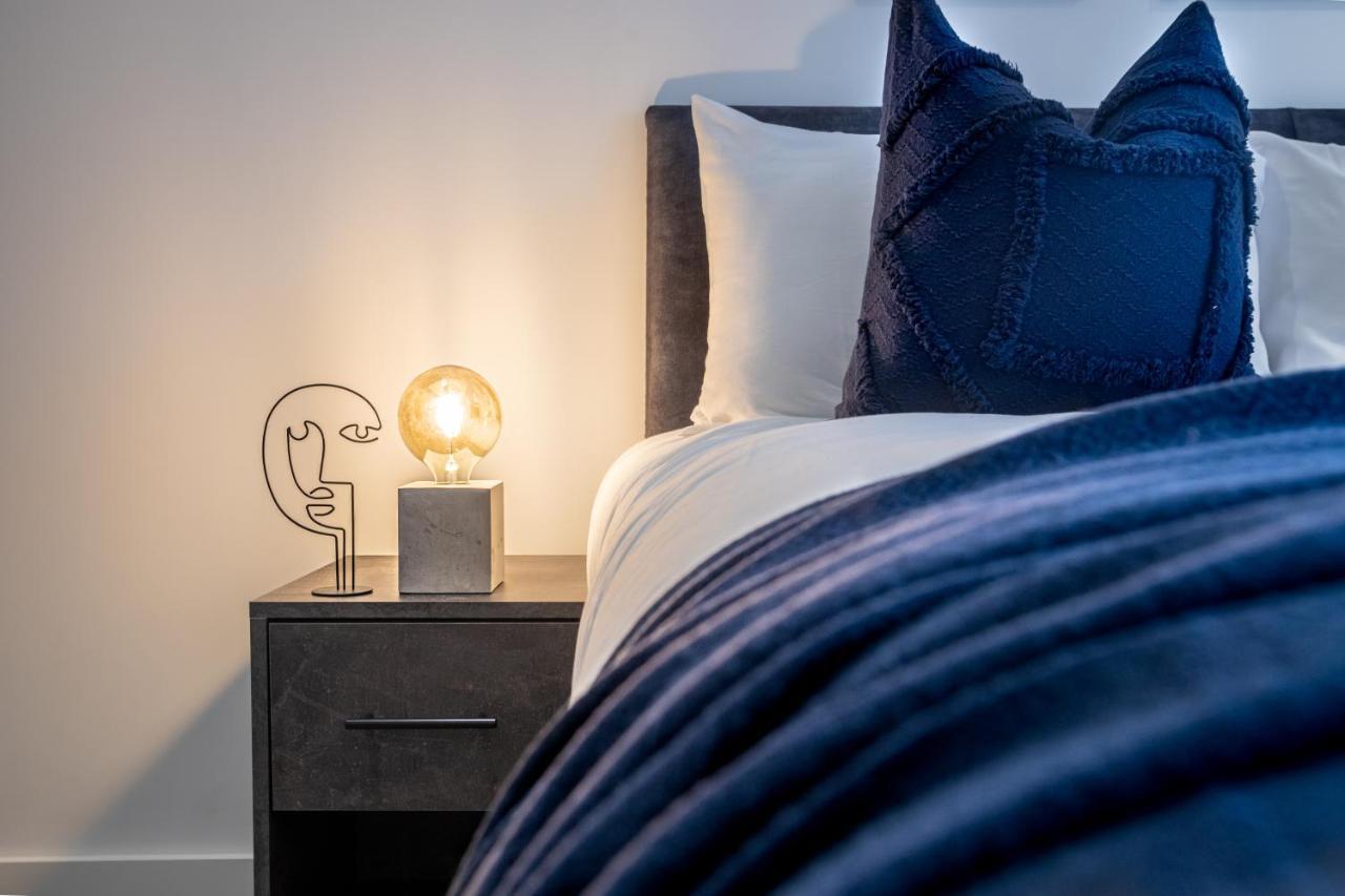 Modern Luxe 1 & 2 Bed Apts Near Granby Plaza By Sojo