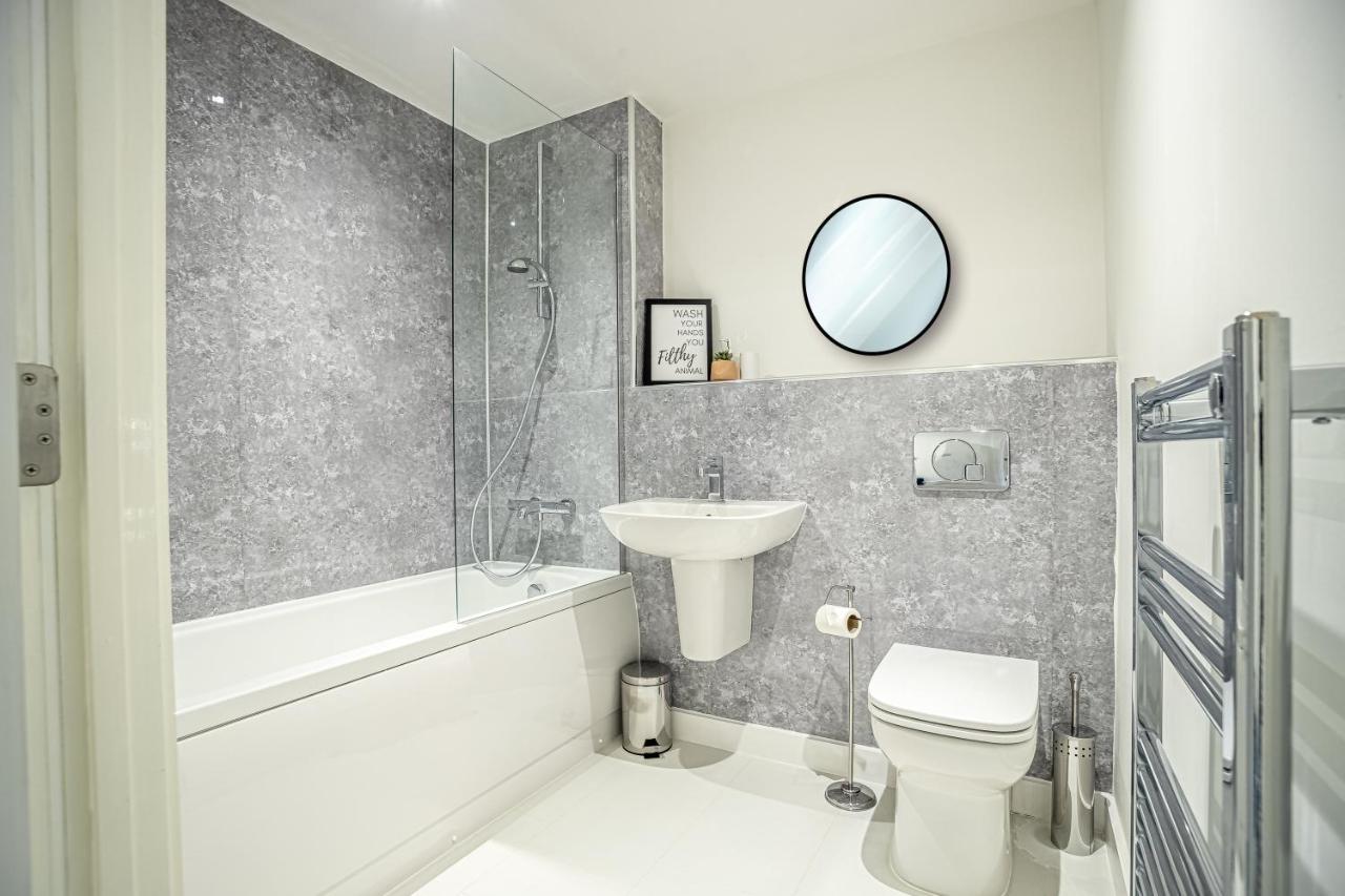 Modern Luxe 1 & 2 Bed Apts Near Granby Plaza By Sojo *