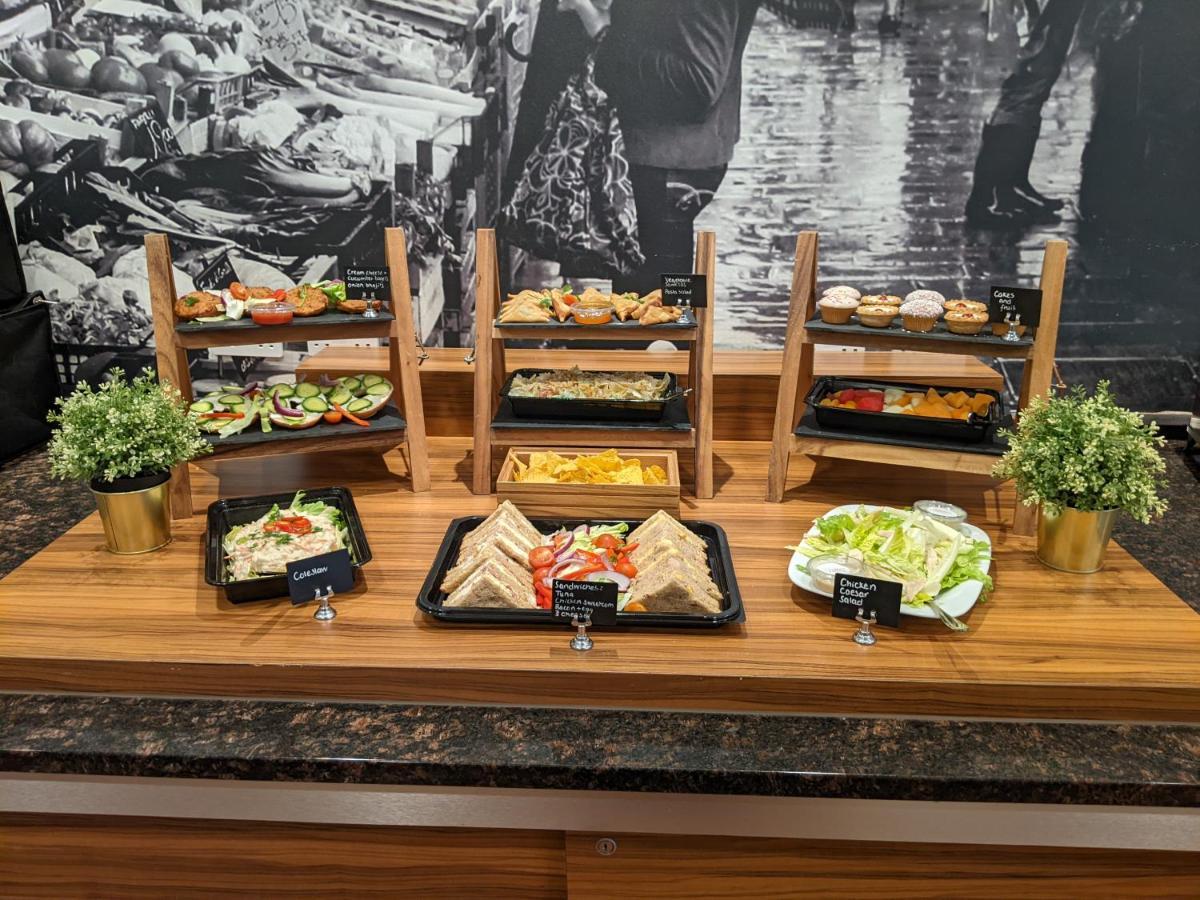 Express By Ihg Hotel 3*
