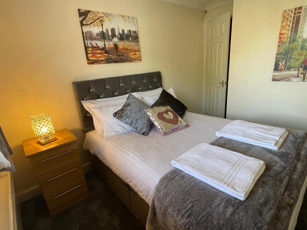 The Regency Entire 1 Bedroom Flat Accomodation * Leicester