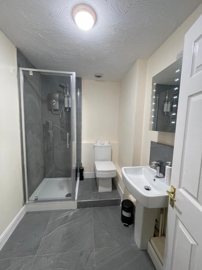 The Regency Entire 1 Bedroom Flat Accomodation Leicester