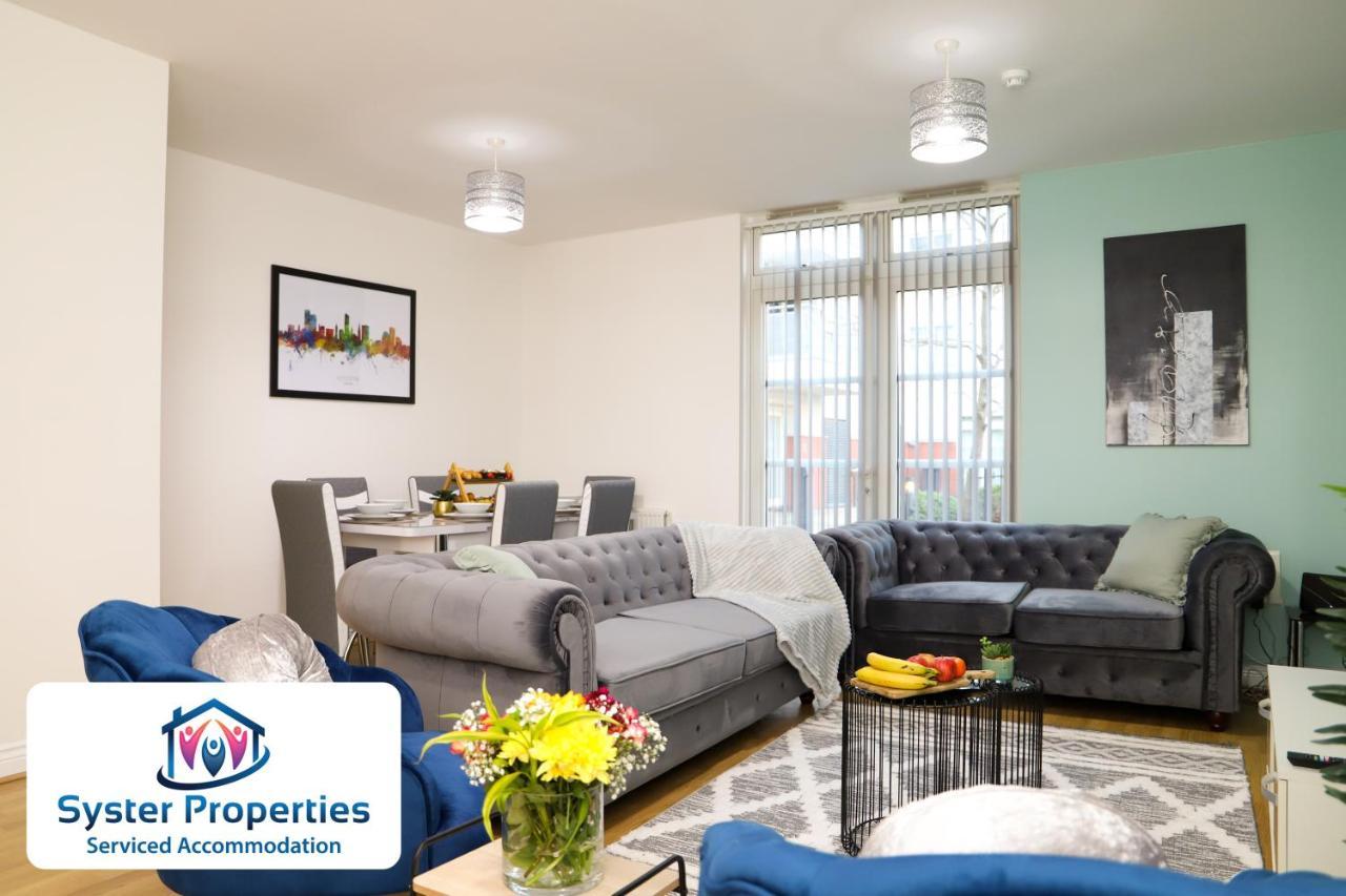 Syster Large For Contractors, Families , Groups Leicester
