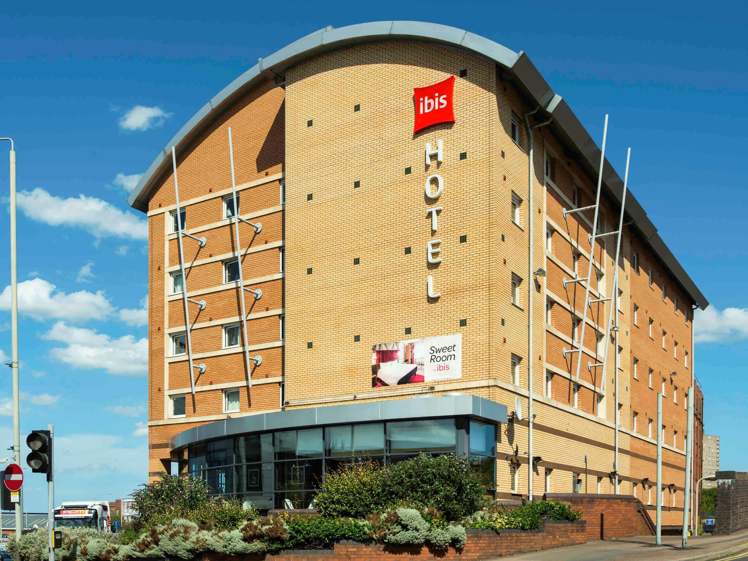 Ibis 3*