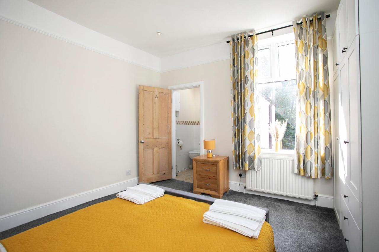 Spring Holiday home Leicester