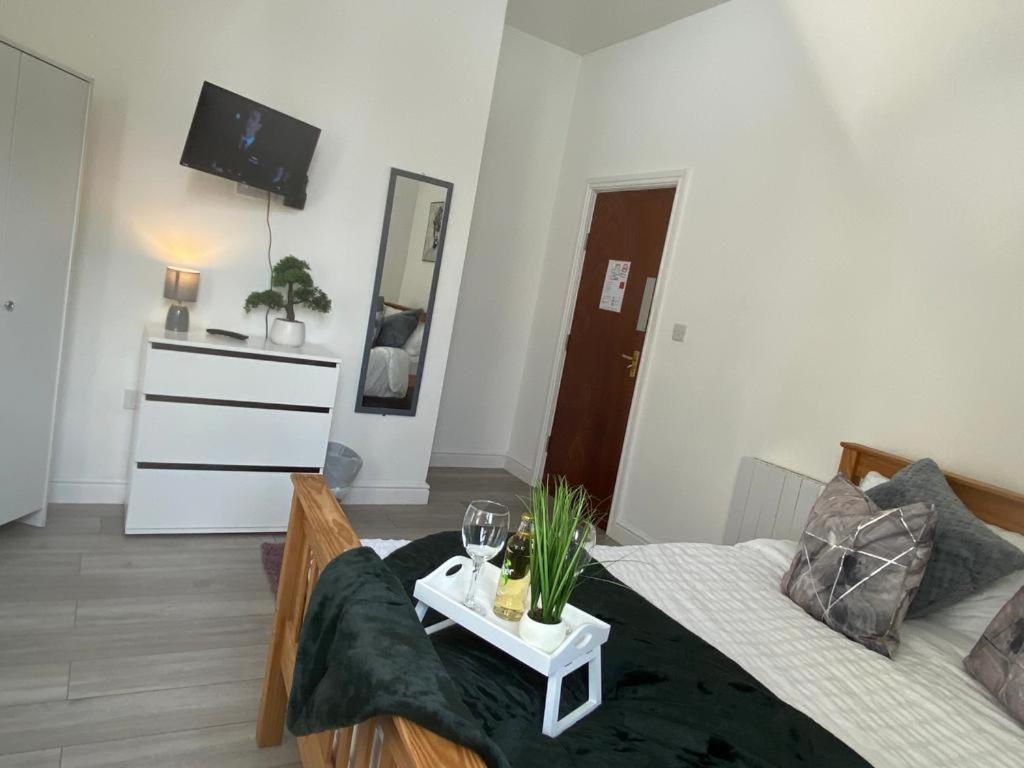 Aparthotel De Luxe *