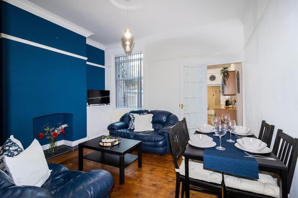 Holiday home For Your 4-bedroom Comfort Zone Leicester
