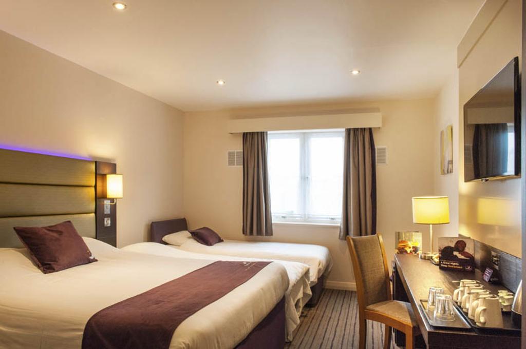 Premier - Braunstone Leicester