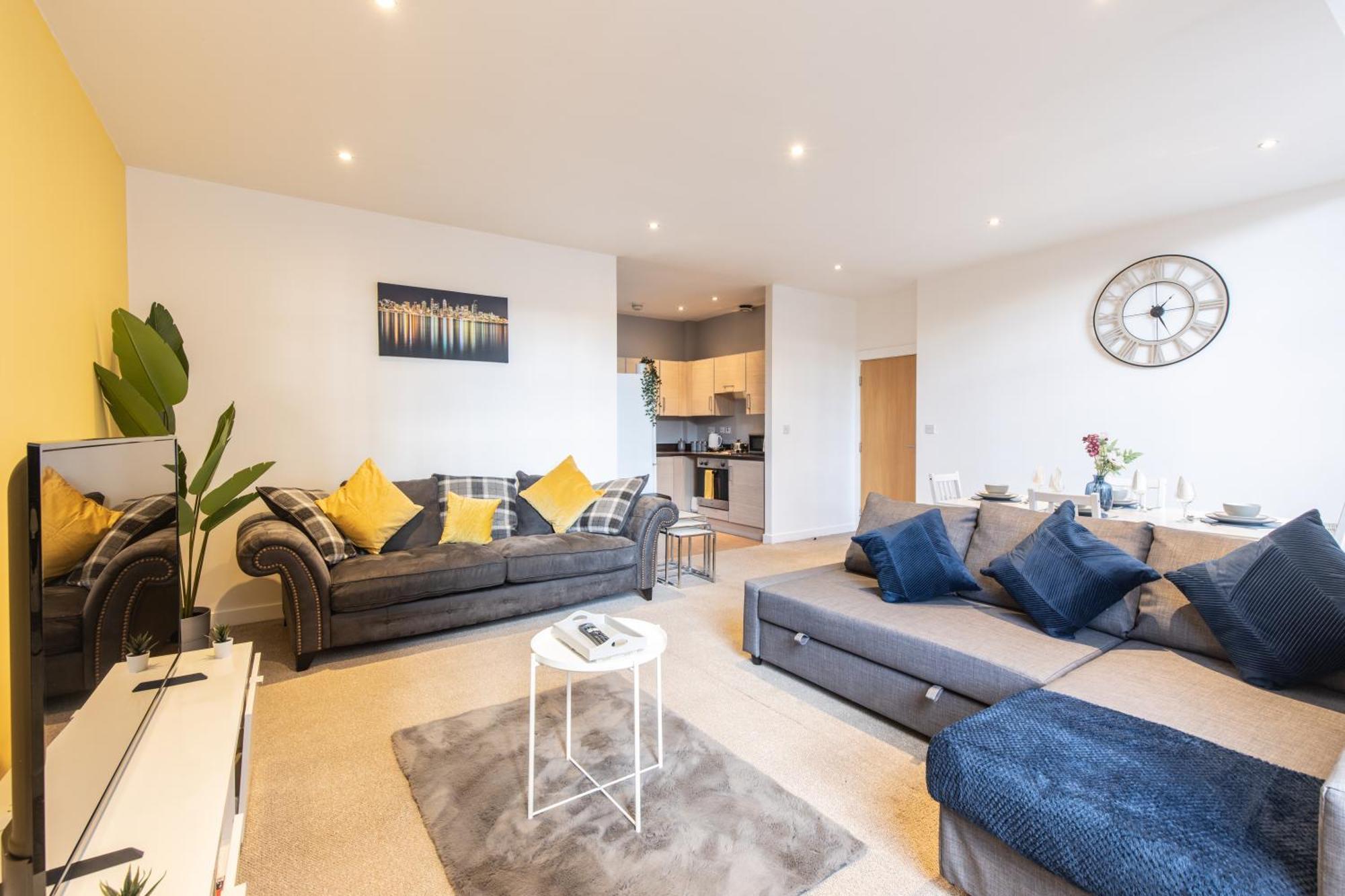 Contractors & Professionals Look No Further Apartment *