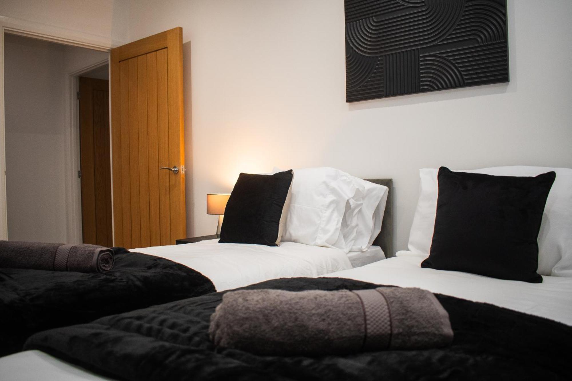 Exquisite 2-bedroom Centre Haven - Leicester's Premier Urban Retreat Apartment Leicester