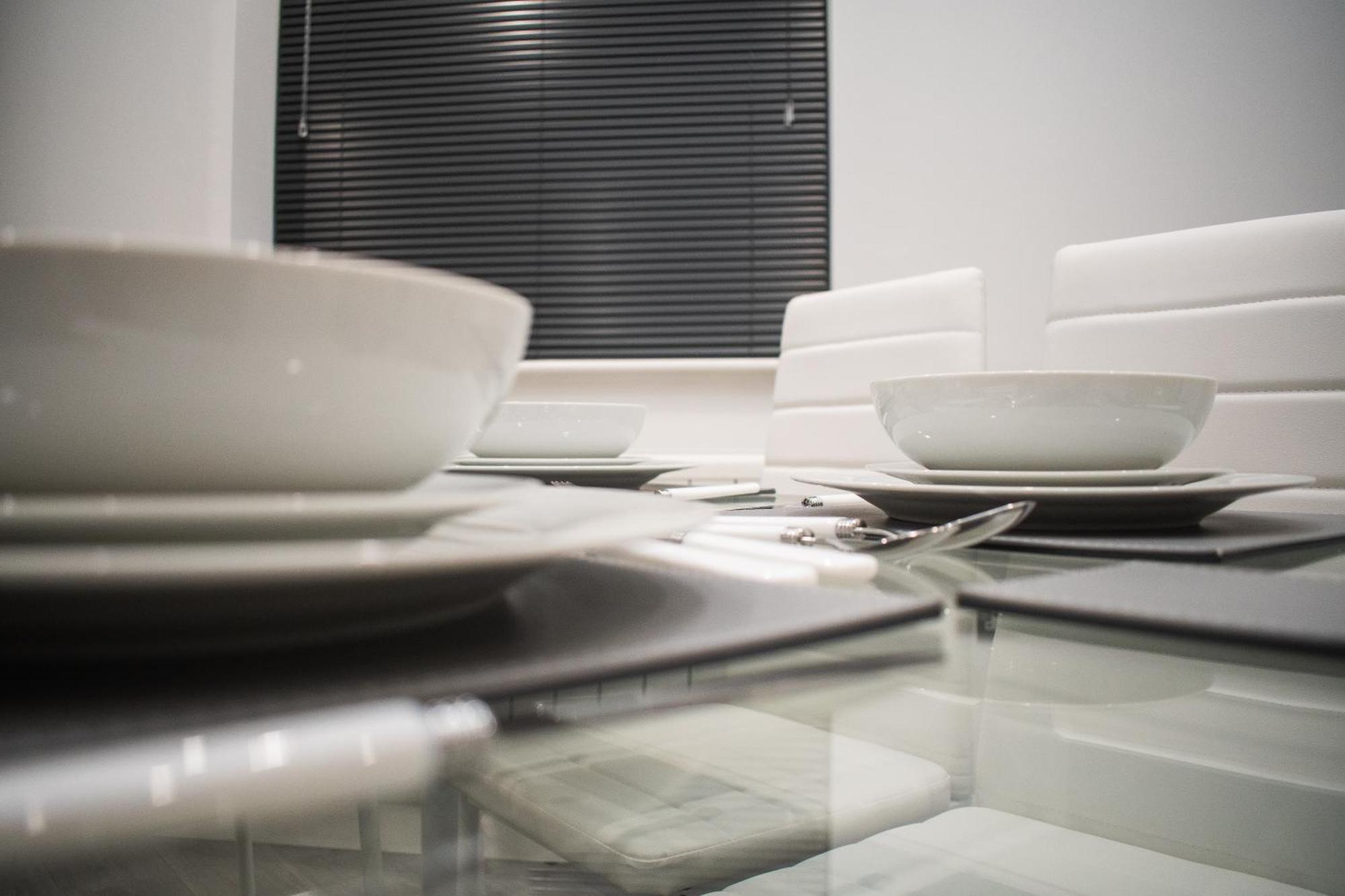 Exquisite 2-bedroom Centre Haven - Leicester's Premier Urban Retreat Apartment