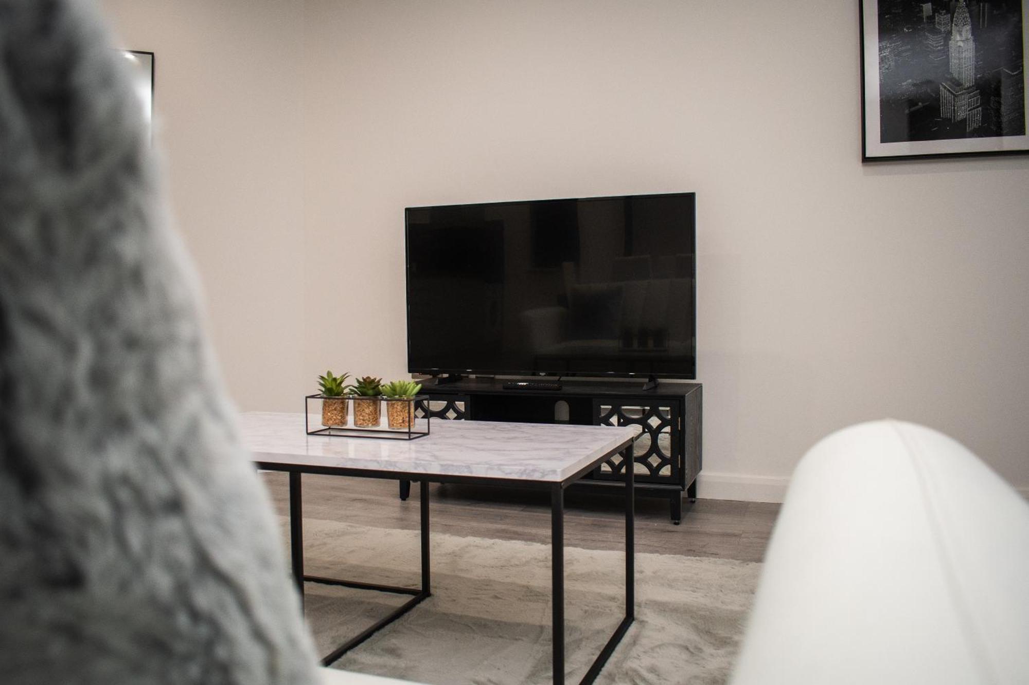 Exquisite 2-bedroom Centre Haven - Leicester's Premier Urban Retreat * Leicester