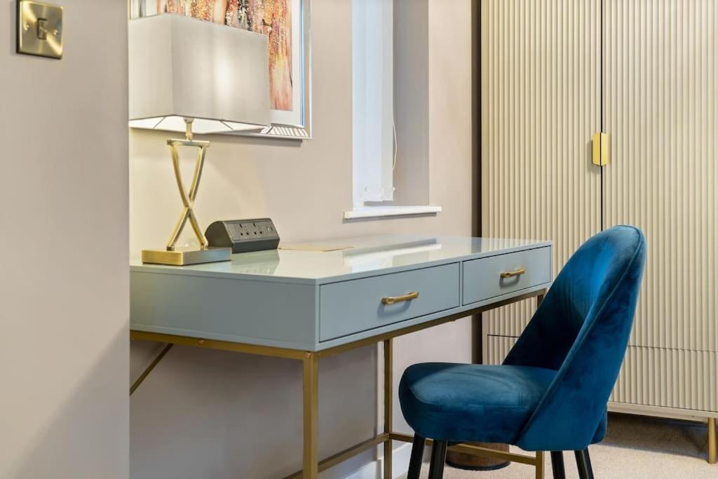 Apartamento New Large Luxurious 2 Bed City Penthouse + Parking *