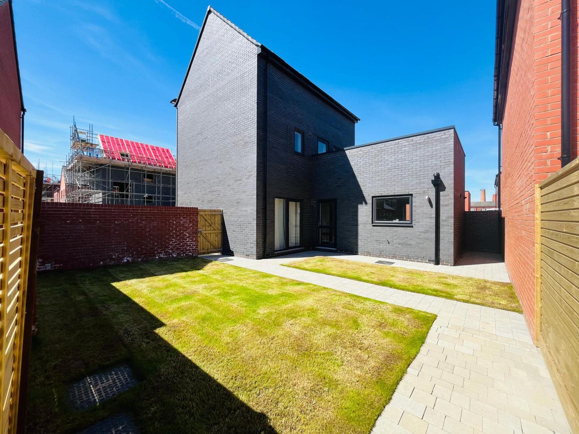 4 Bed Holiday home