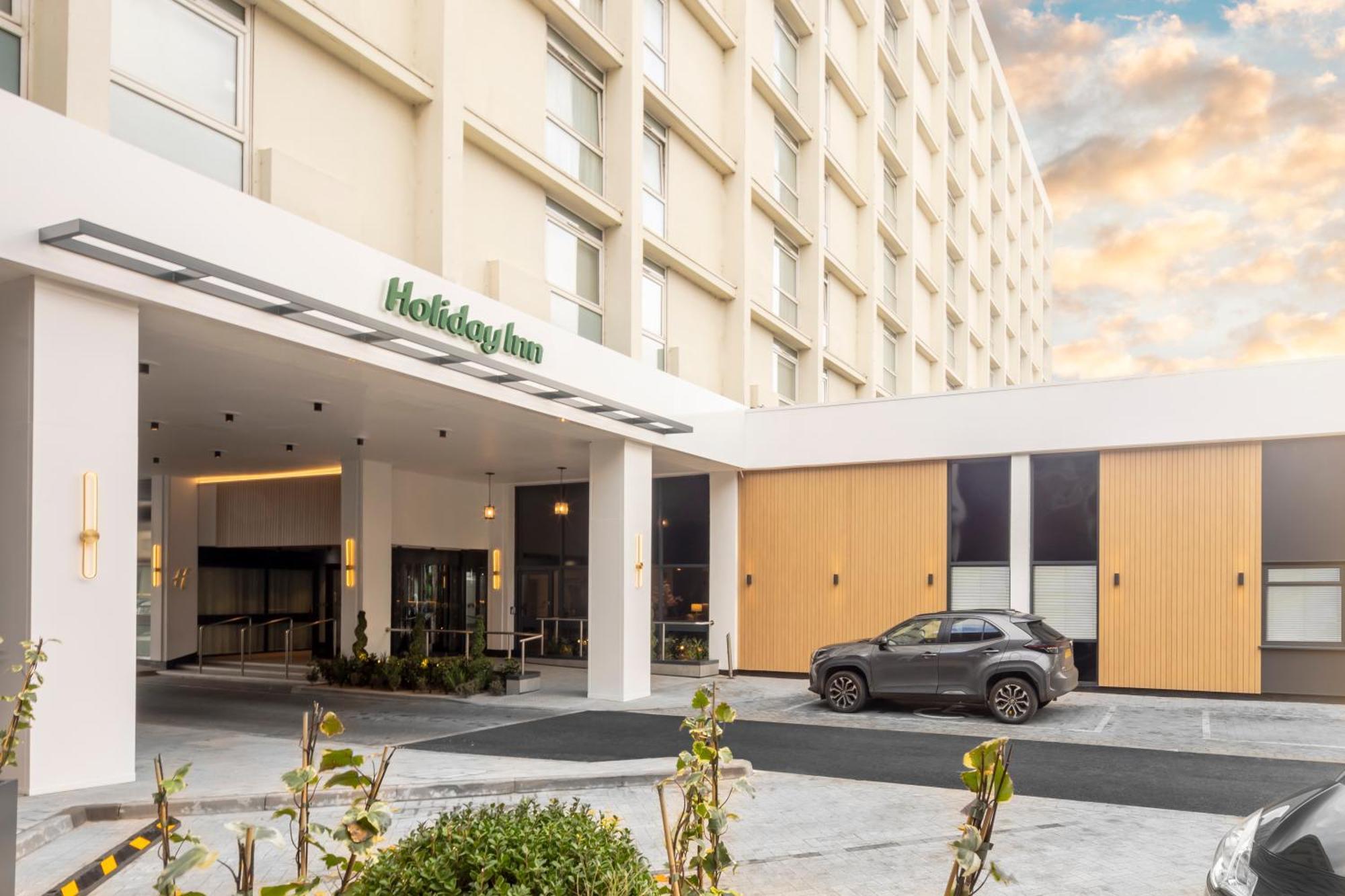 Hotel By Ihg
