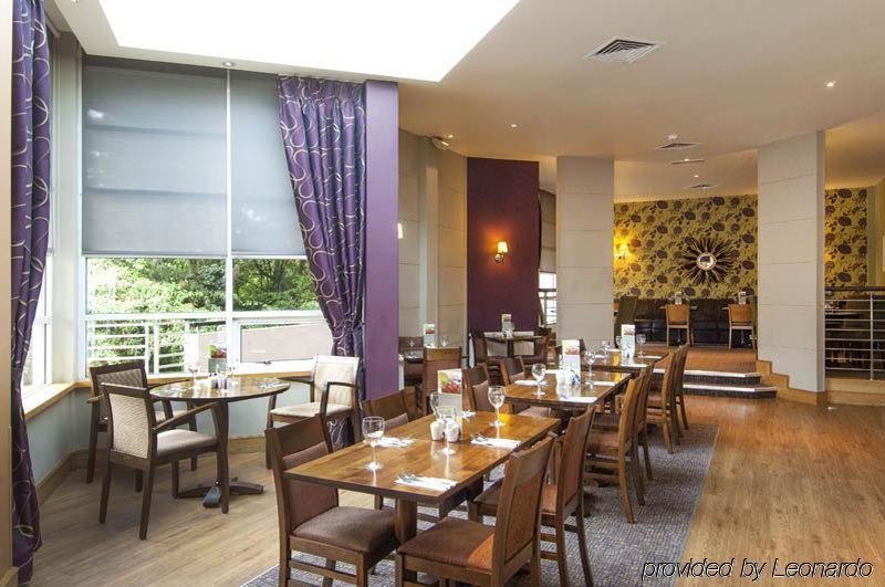 Premier Fosse Park Hotel 3*