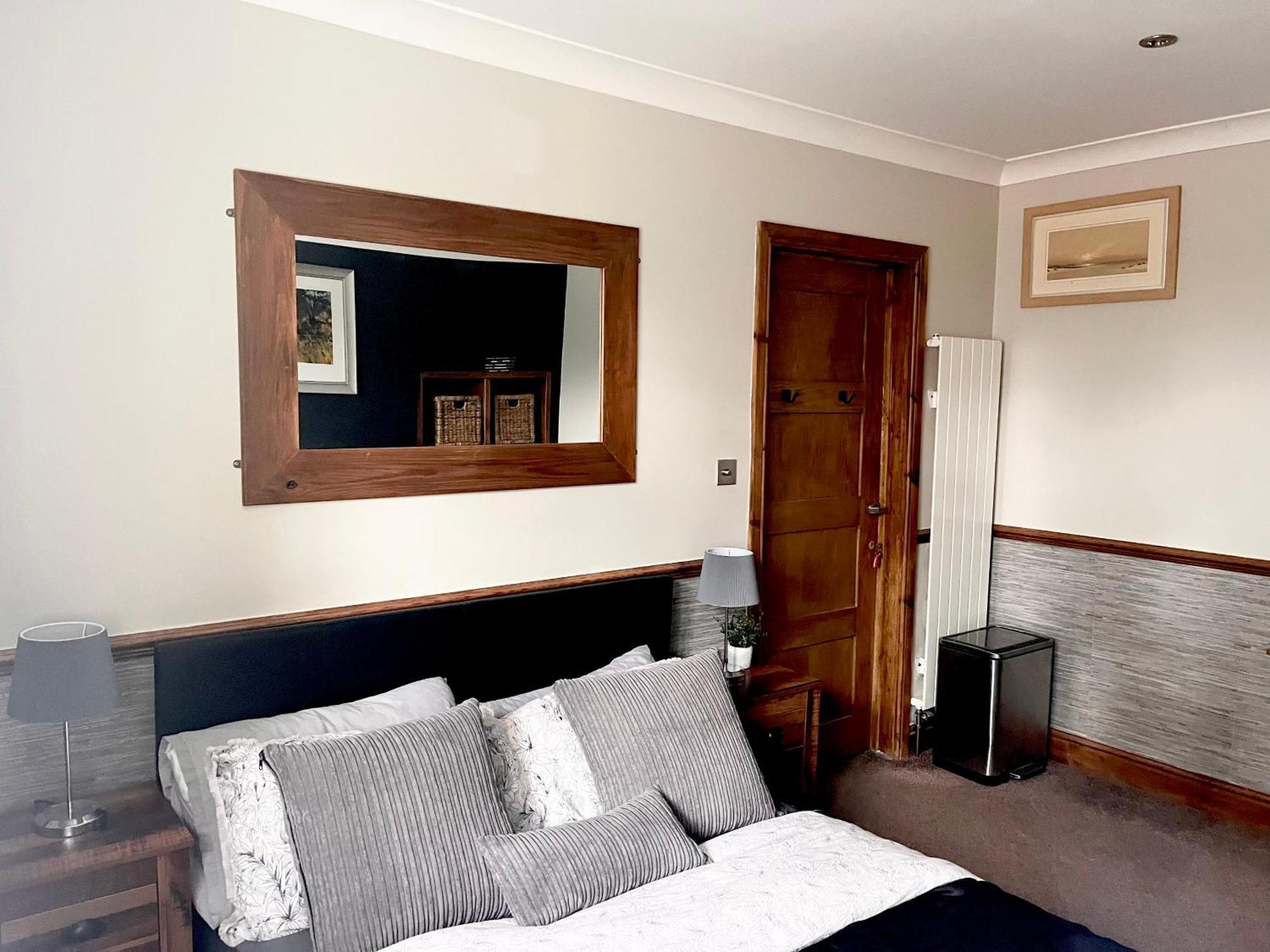 Guest house Park View House- Free Parking, Free Coffee & Tea