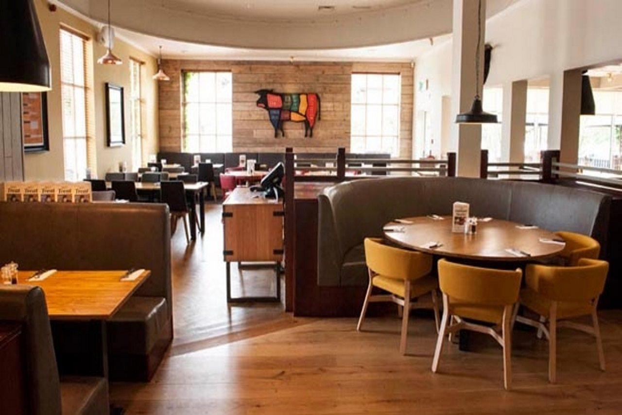 Hotel Premier Fosse Park 3*